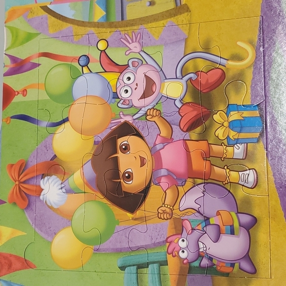 Dora the Explorer Book Set of 8 - Picture 13 of 14